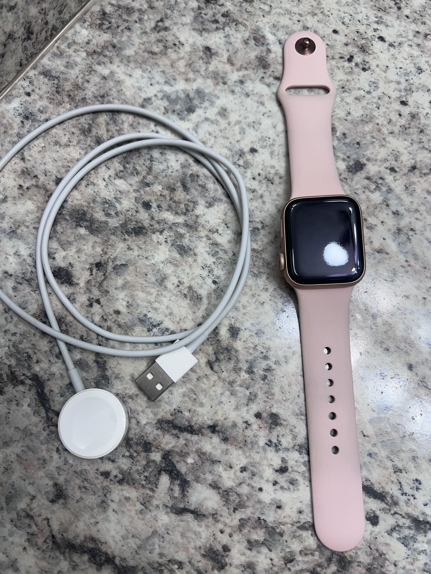 Apple Watch Series 4 - 40mm