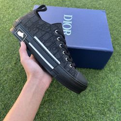 Men’s Disigner Shoes 