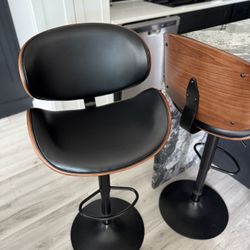 Bar Stools (Set of 4)
