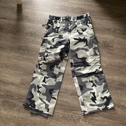 Boy’s Snow Pants