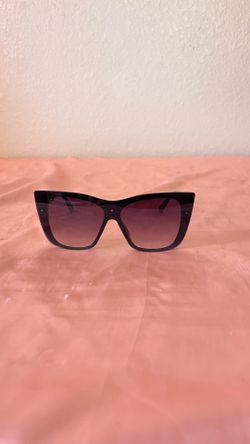 Black sun glasses