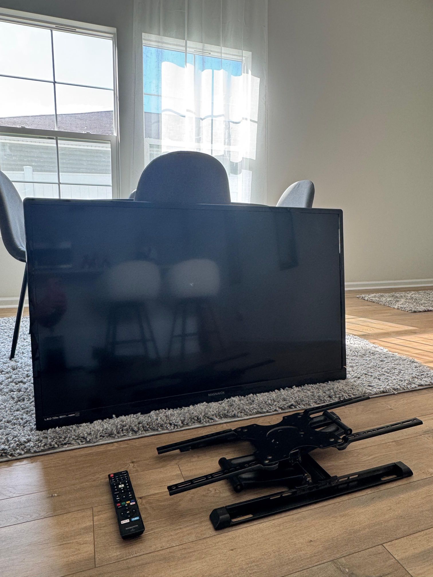 Philips Magnavox 50” Smart TV