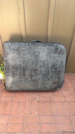 Earthlite spirit massage table