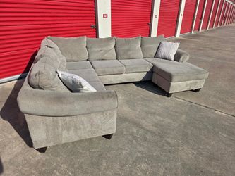 Sectional with chaise