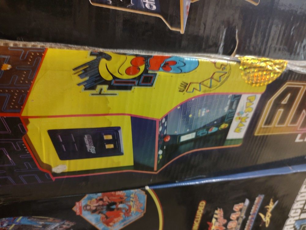 1up Consoles And RC Cars.