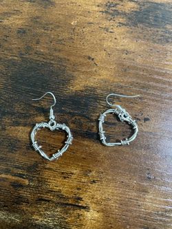 Silver Barbed Wire Heart Dangle Earrings