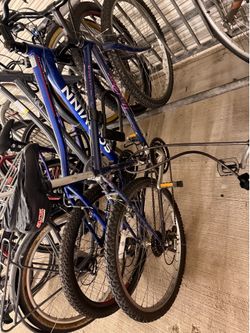 Vintage 90s Specialized HardRock - Purple/Magenta - Great DC Commuter!