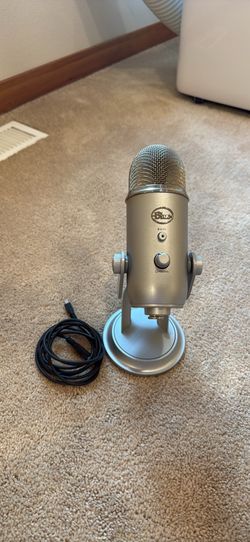 Blue Yeti USB Microphone