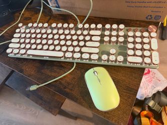 Retro Typewriter Keyboard and Mouse Set