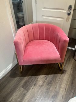 decor pink chair