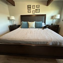 Bassett King Size Bedroom Set