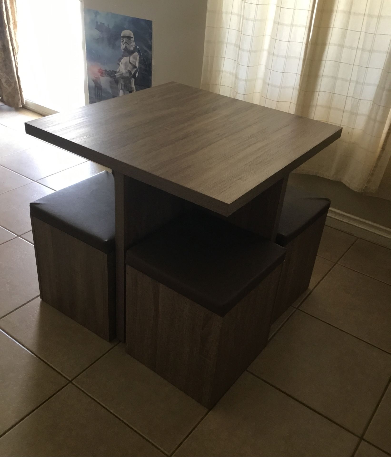 4 PERSON SMALL KITCHEN OR PLAY TABLE