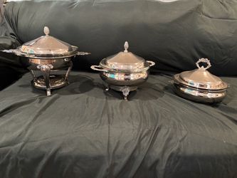 Vintage English Silver Mfg Corp 3-Piece Lidded Buffet Service Set - Complete with Liners 150$