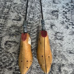 Antique Shoe Speaders