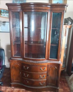 Not sure how old it is but the glass is all in excellent condition