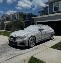 Car Details 🚗 🧼
