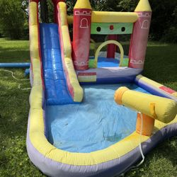 Water Bounce House