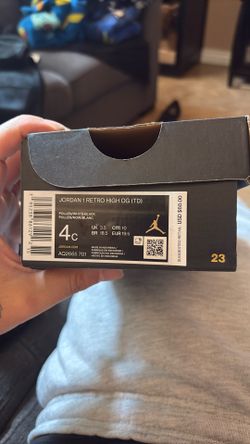 Jordan 1 Retro High Og Pollen/white Blk Size 4c