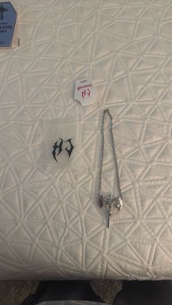 Cross pendant and chain