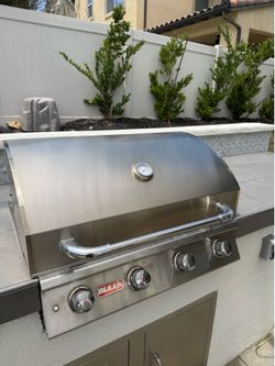 Bull 32” built in BBQ