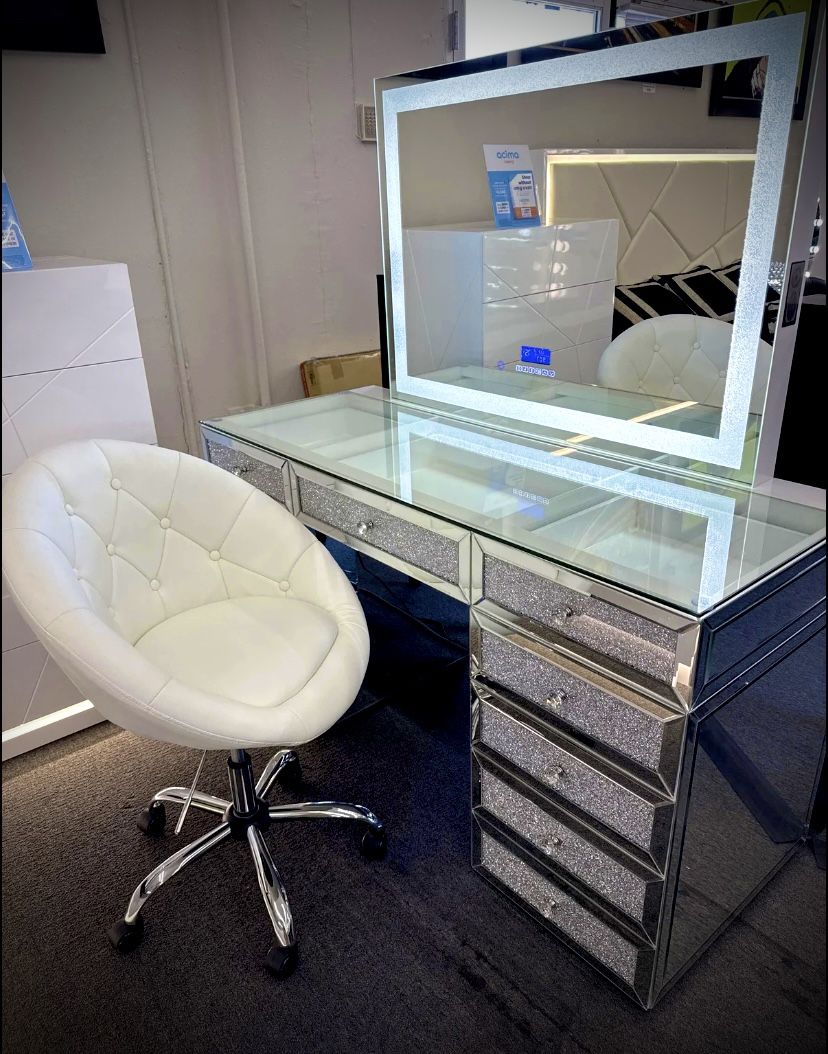 Sparkling Vanity with LED Lights, Included Stool
