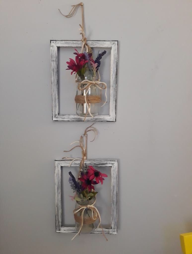 Flower frame single wall display farm style home decor w your choice of color flowers 💐