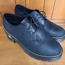 Dr. Martens Shriver Low Platform Black Leather Oxford Shoes Size 9, EUC!
