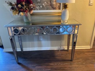 Mirror table