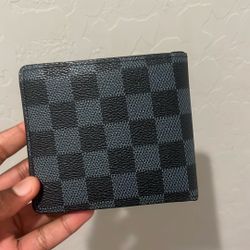 LOUIS VUITTON WALLET