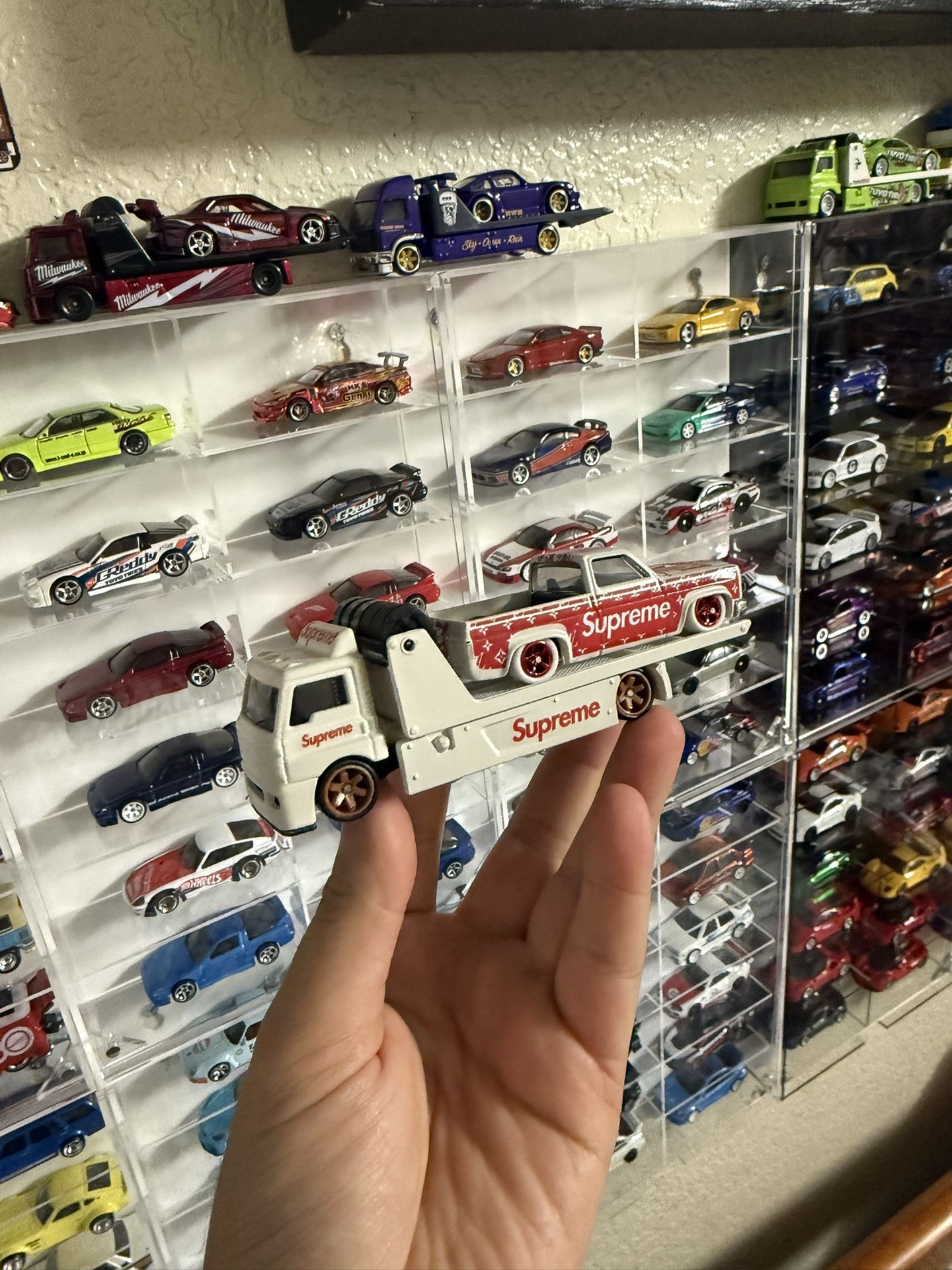 Hot Wheels Chevy Silverado Supreme Custom Team Transport