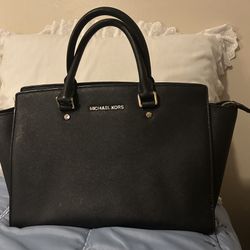 Michael Kors Handbag 
