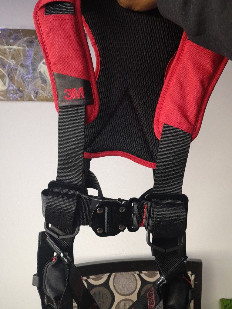 FULL BODY HARNESS 