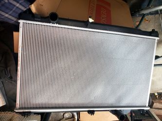 Automotive Radiator with Plastic Tanks ; Water pump ; Blower motor OEM