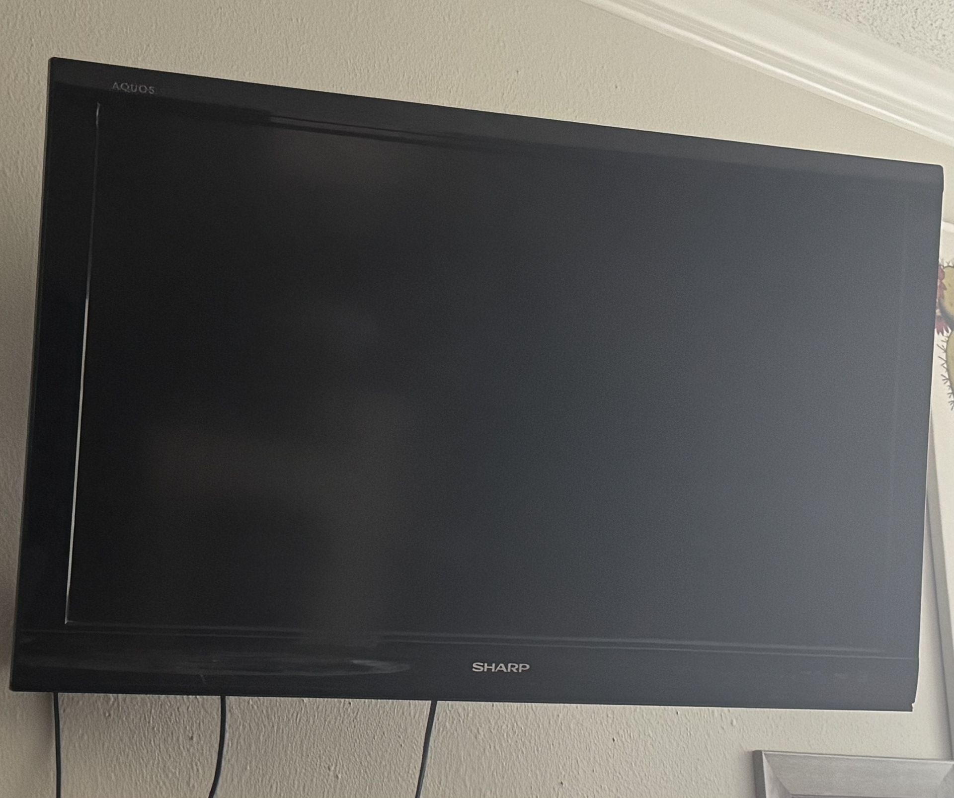 Sharp AQUOS LCD tv