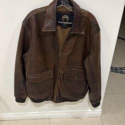 Men’s Weatherproof Genuine Leather Medium