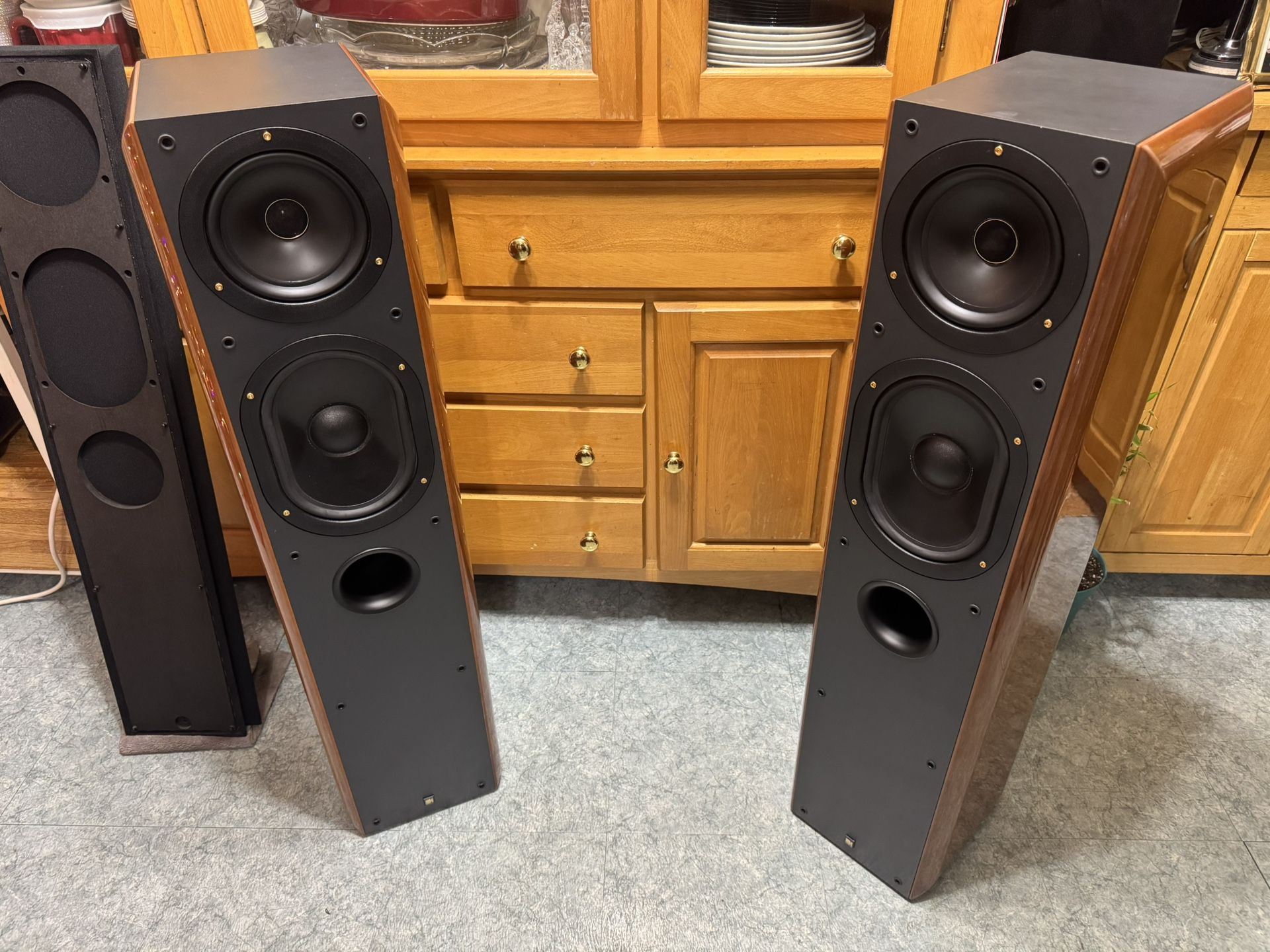 KEF RDM Three Sp3295 Vintage Tower Speakers Amazing Sound Work Perfectly 3 Way Tower Speakers