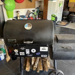 Old Country Offset Smoker