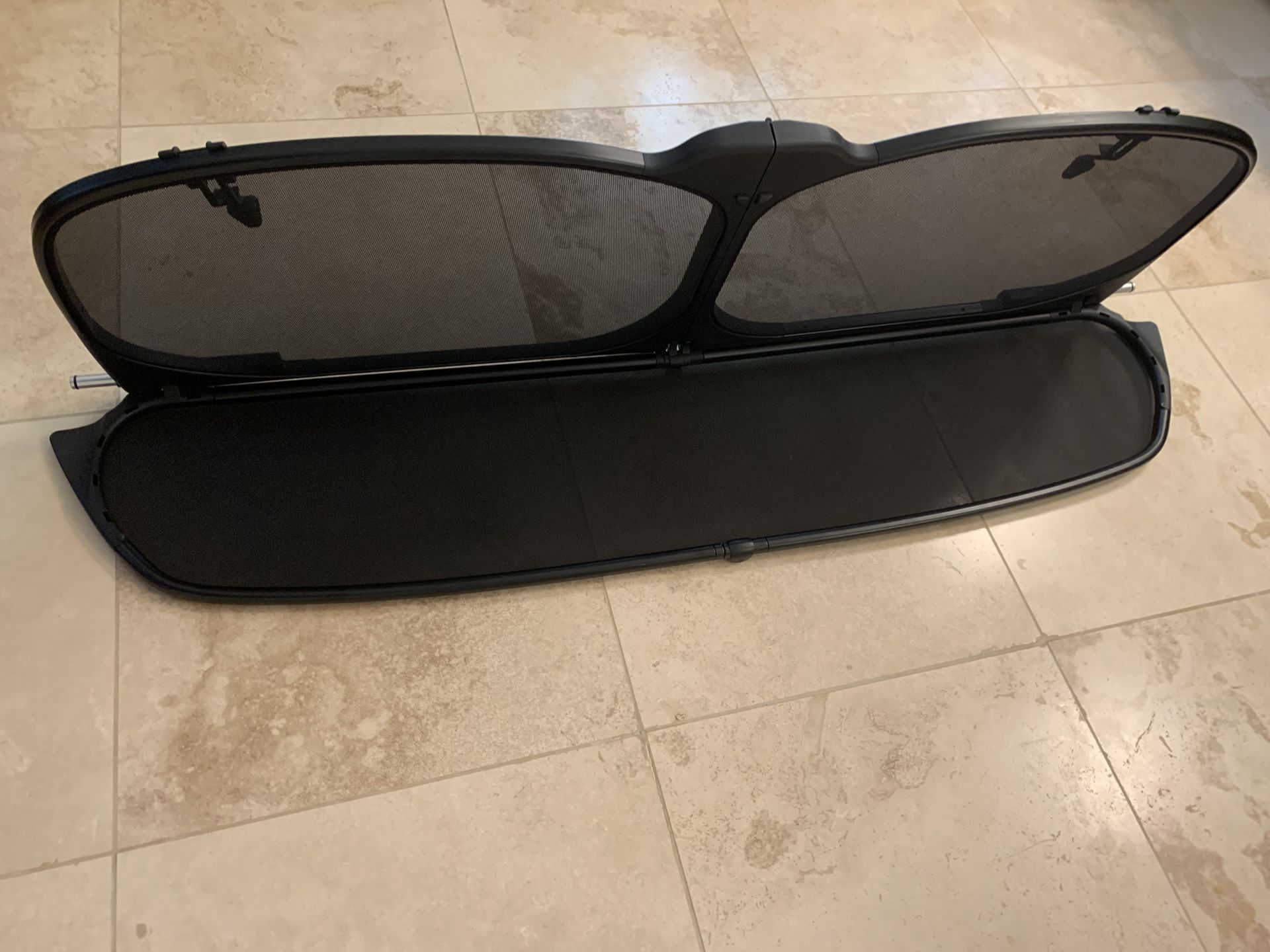 W208 Mercedes CLK Convertible Windscreen wind deflector / wind screen Black
