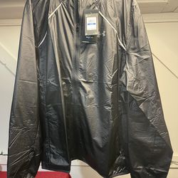 UA Men’s XL Light Jacket New