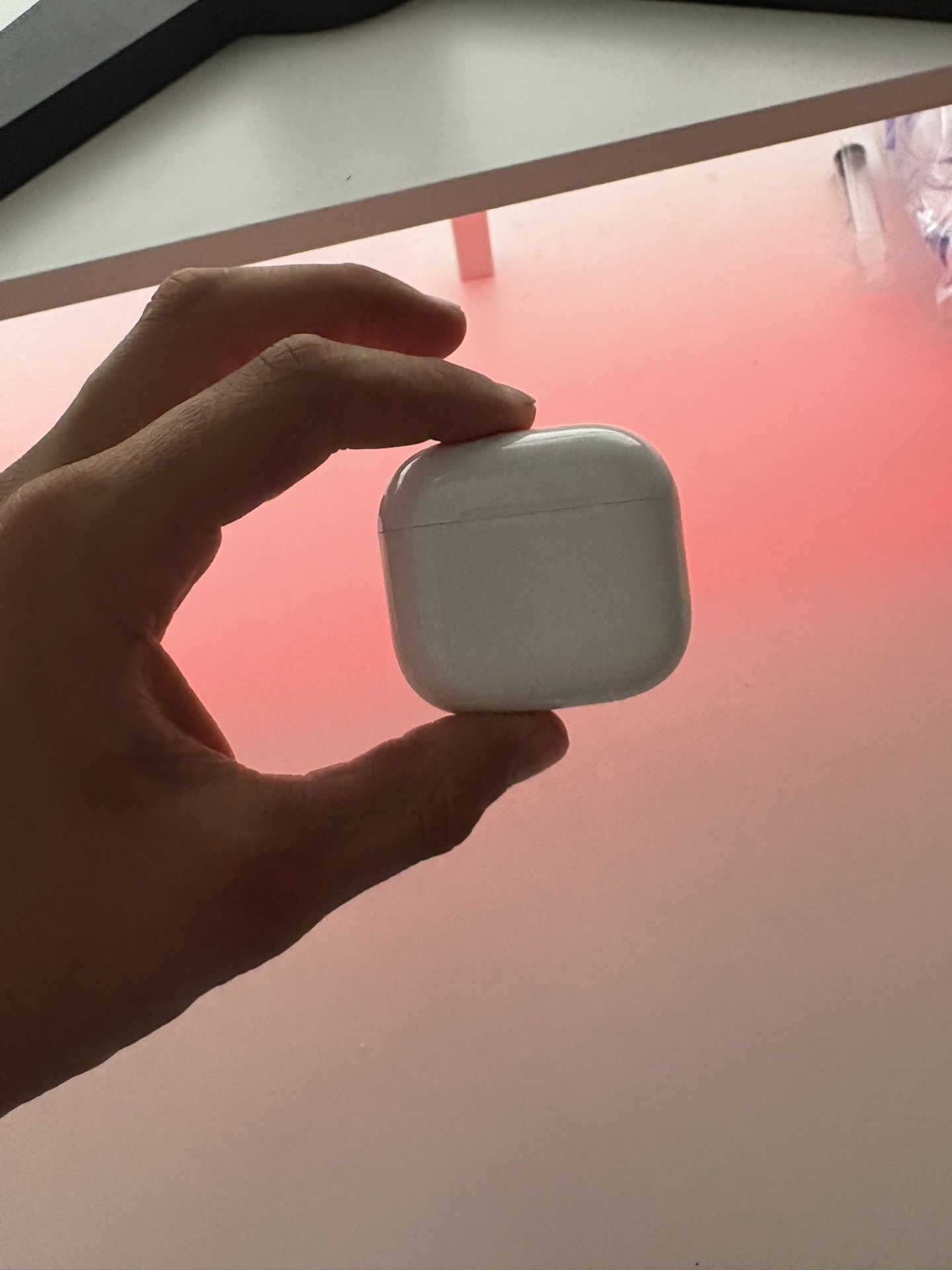 AirPods 4 Active Noise Cancellation