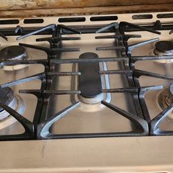 Range Ge Cafe 5 Burners Used Everything Works