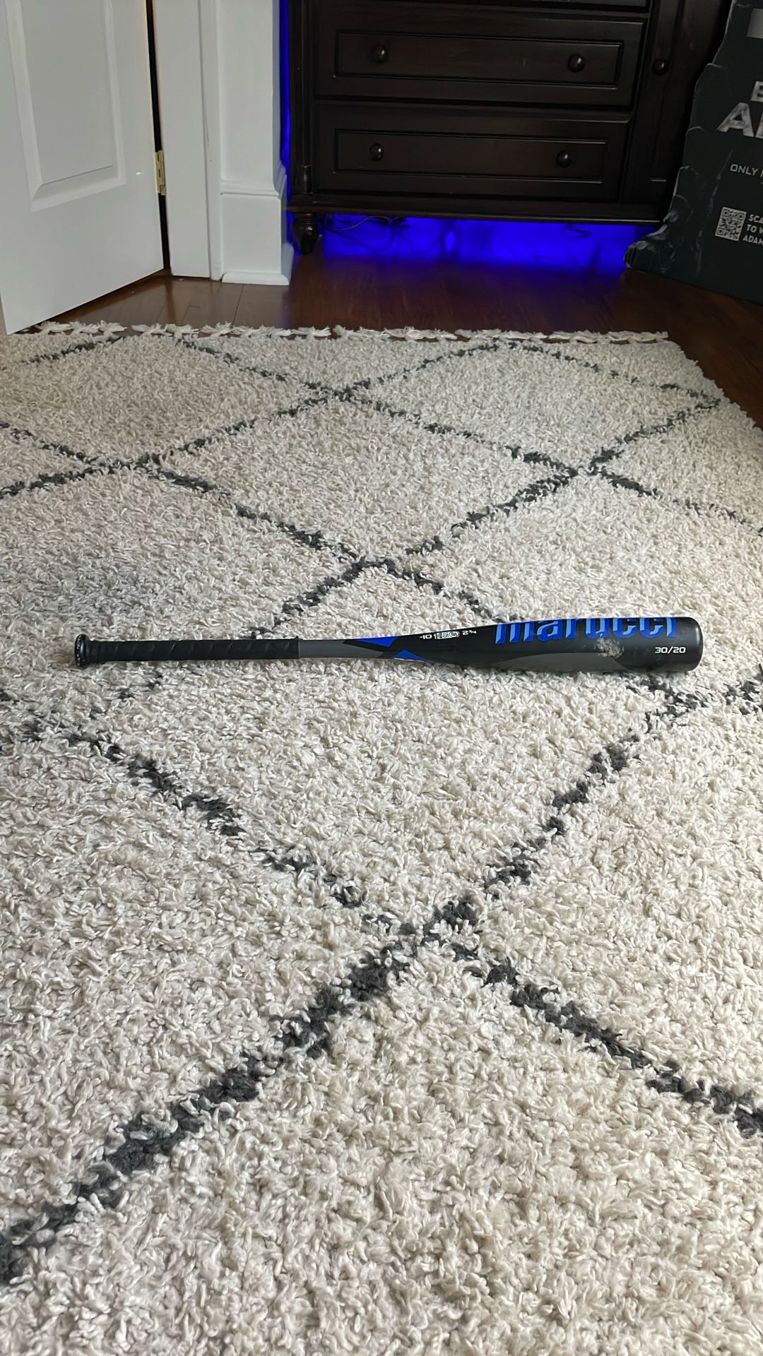 Marucci Baseball Bat 20 Ounce/ 30 Inches/ -10