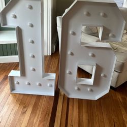 16 Sign 