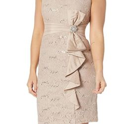 Jessica Howard Womens Sleeveless Mini Lace Sheath Dress with Boat Neck