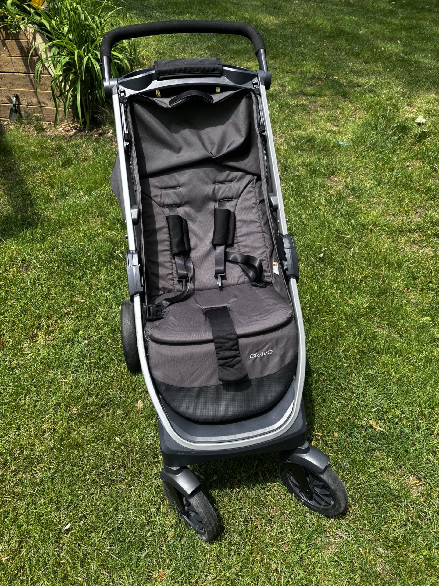 Chicco Bravo Stroller 3 In 1