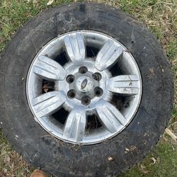 Chrome  275 65r18 Ford Rims And Tire
