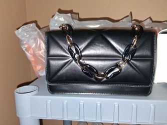 Black Quilted Crossbody Bag with Chain Strap