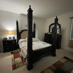 Queen Bedroom Set