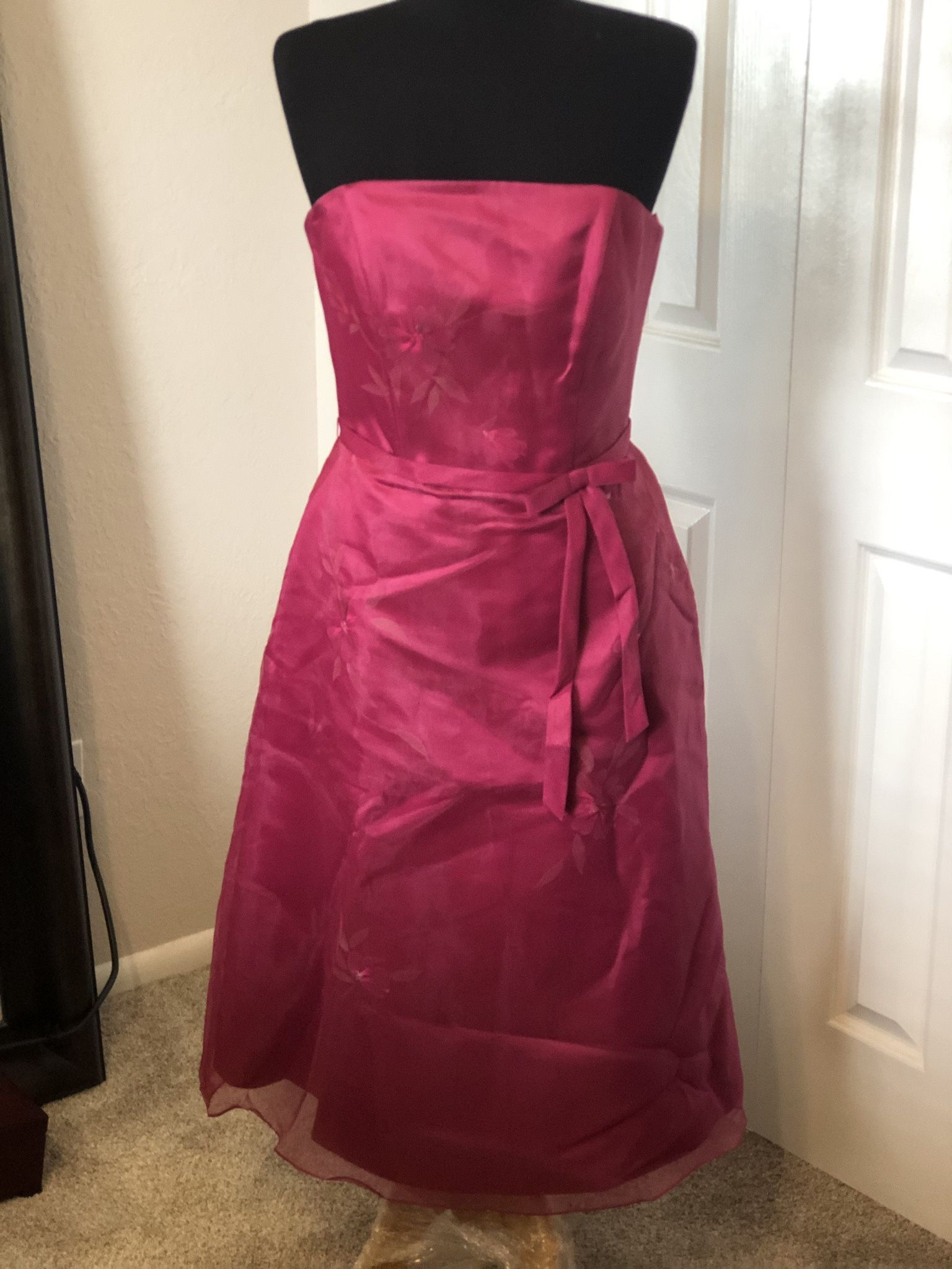 Women's Dress, Size 12, New Pink Color Women's Dress, Size 12, New Pink Color