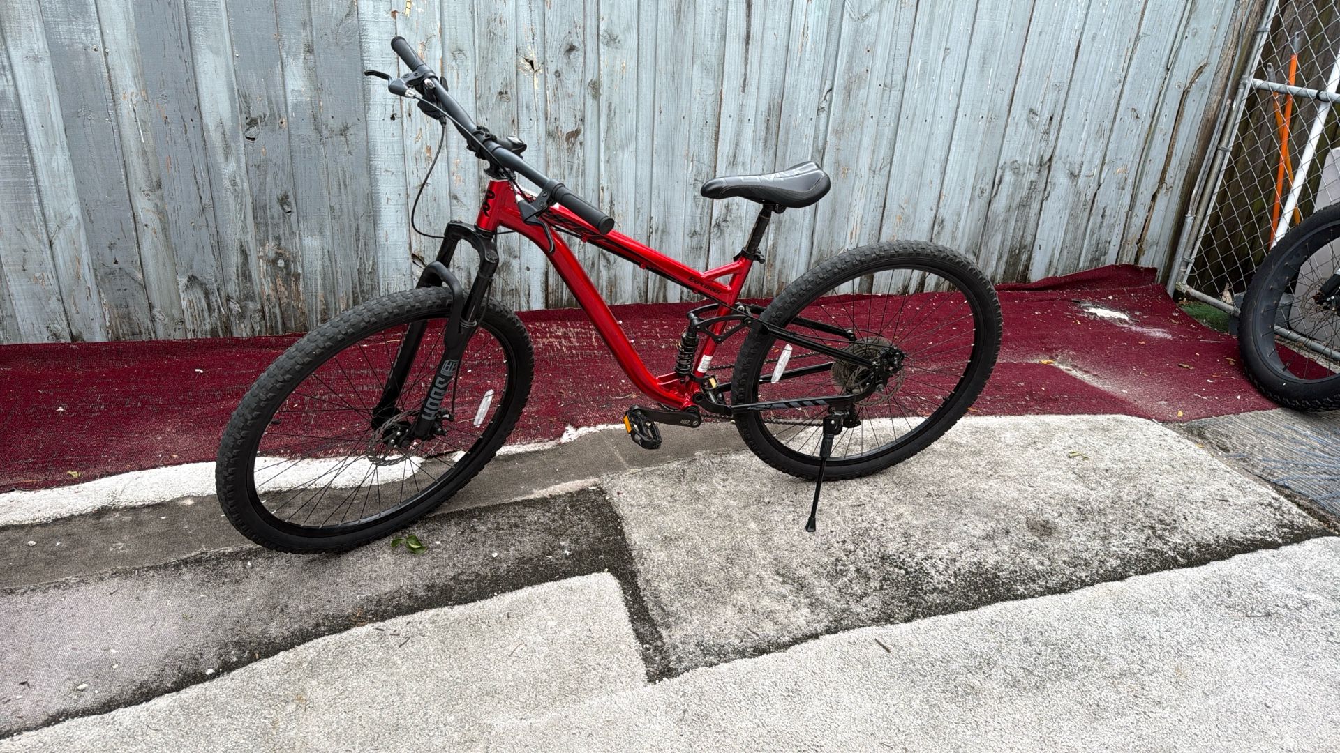 29" Hyper Explorer Dual Suspension Mountain Bike, Adults Age 13+, Red